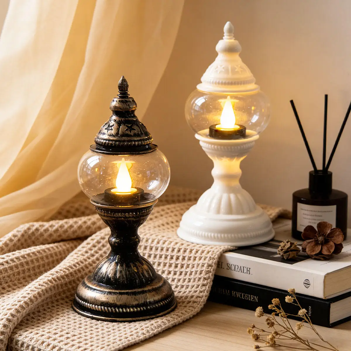 Vintage LED Candle Lantern Plastic Decorative Table Lamp for Home Decoration